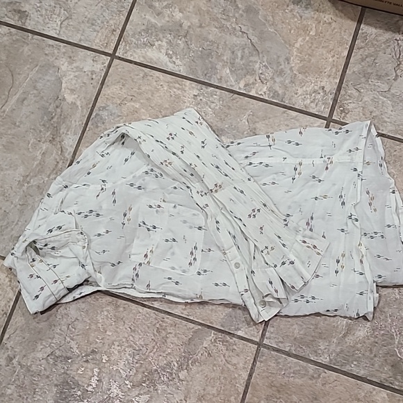 Womens 2xl eddie bauer light button up - Picture 6 of 7